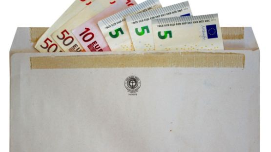 Vendre des parts de société : un coût fiscal de 125 € ?