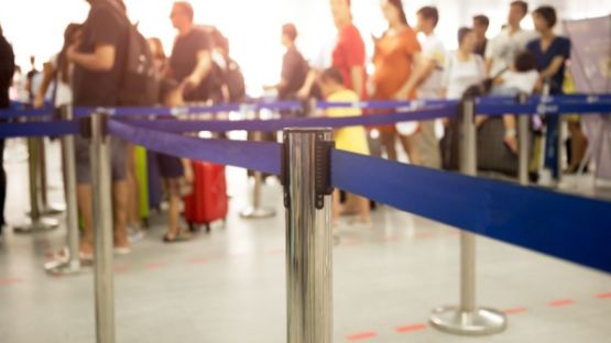 Reconnaissance faciale dans les aéroports : encore un stockage de données ? 